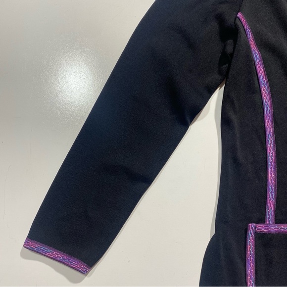 Exclusively Misook Petite Black With Pink/Purple Trim Butterfly Buttons Blazer - Picture 4 of 14